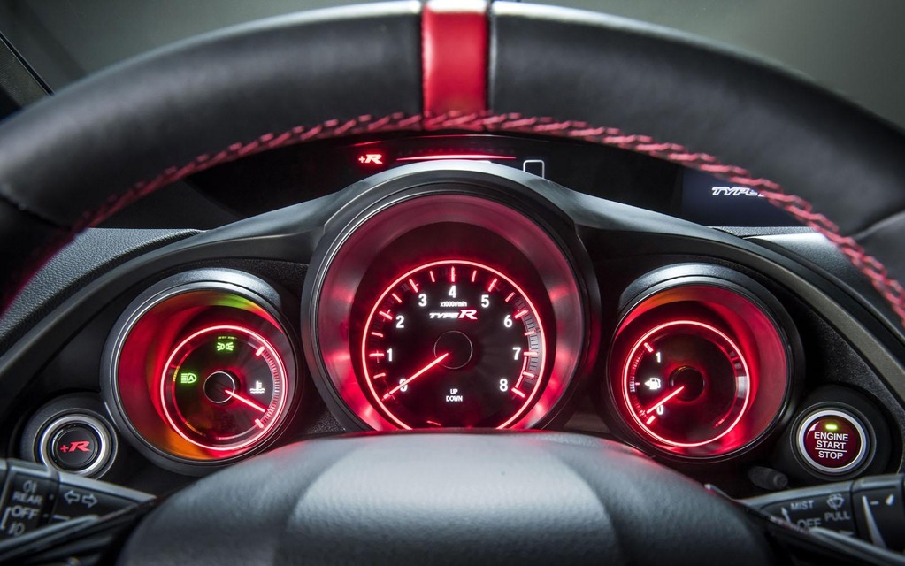 185047_Quelques_precisions_sur_la_Honda_Civic_Type_R