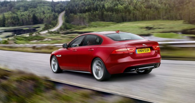 jaguar_xe_s_dynamic_02-540de805b04e5